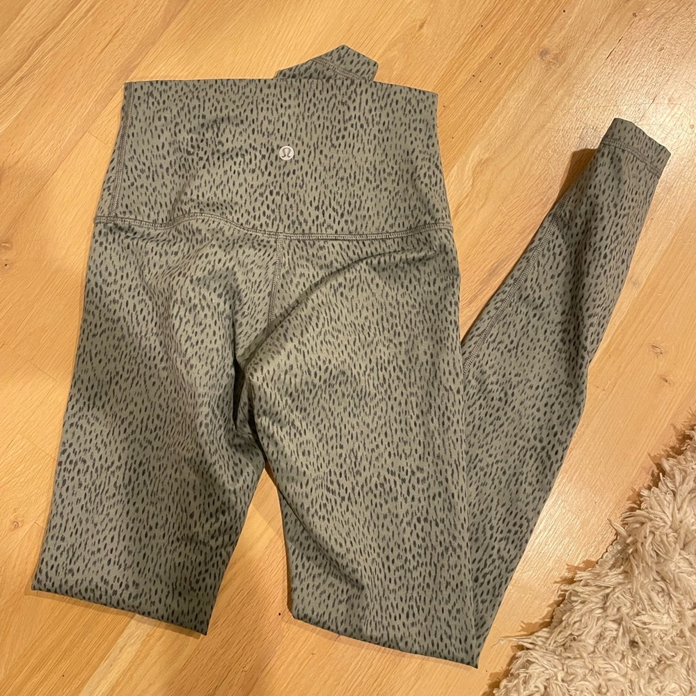 Lululemon Wunder Under 28” Leggings Print